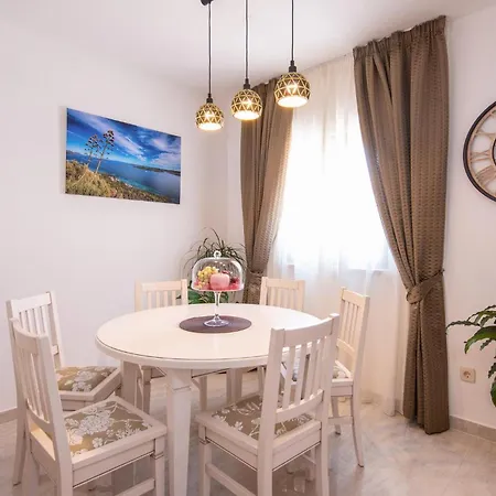 Prázdninový dům 3 Bedroom In