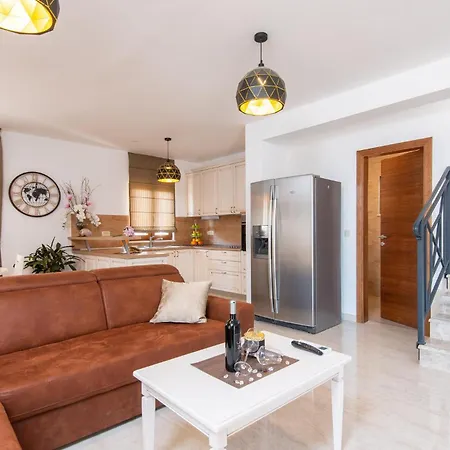 3 Bedroom In Prázdninový dům Orebić
