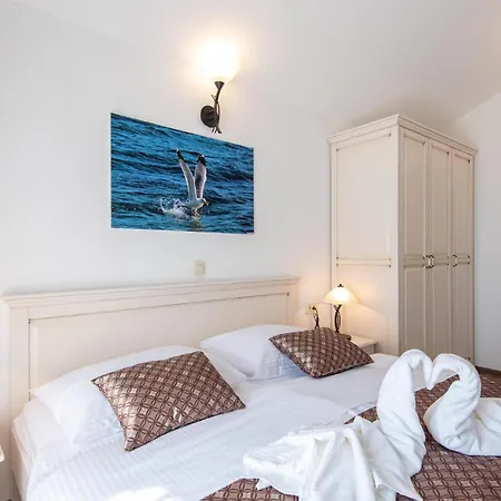 3 Bedroom In أوروبيتش