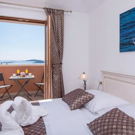 3 Bedroom In Holiday home *