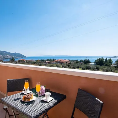 بيت للعطل 3 Bedroom In *